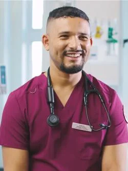 Raul Castillo, Hybrid ABSN student